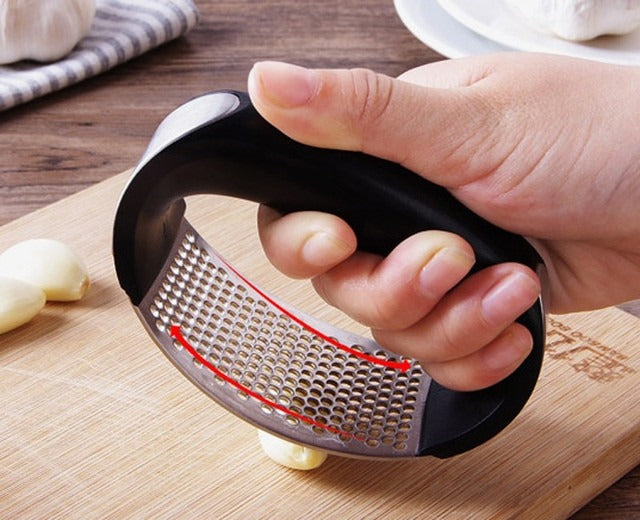 Manual Garlic Press Rocker with Handle – Stainless Steel Garlic Crusher, Squeezer, Slicer & Mincer | Easy Handheld Chopper Kitchen Gadget Tool